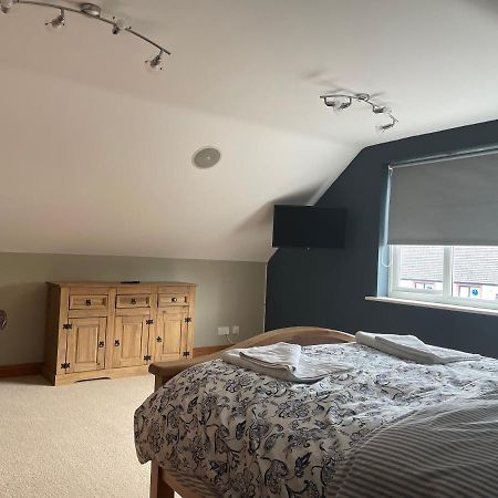 Fabulous 2 Bed Apartment Пенрит Экстерьер фото